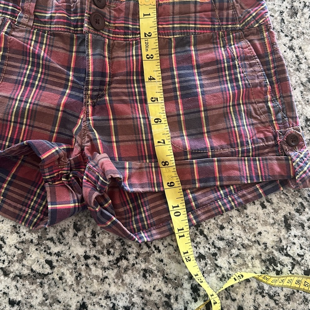 Vintage American Eagle Plaid Shorts - Picture 5 of 5